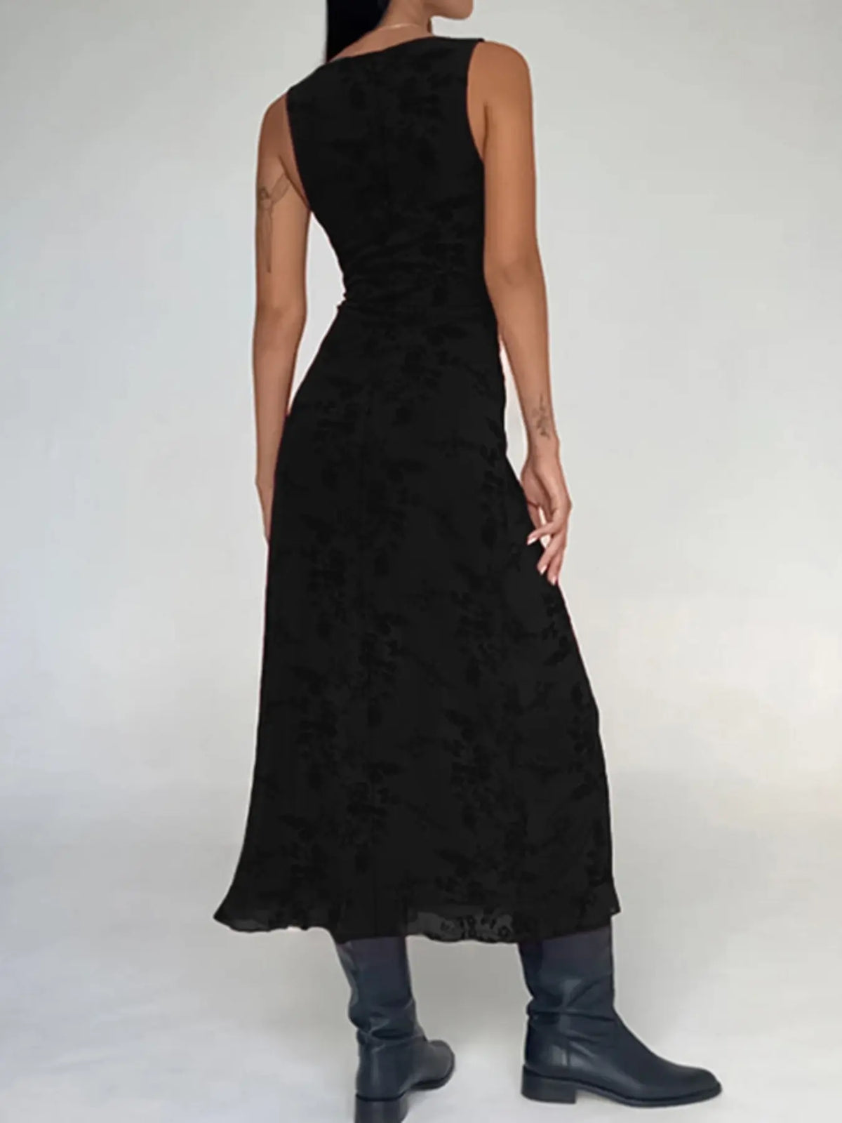 Robe Trapèze en Tricot Fleuri Col V Plongeant – Robe Longue Moulante Élégante