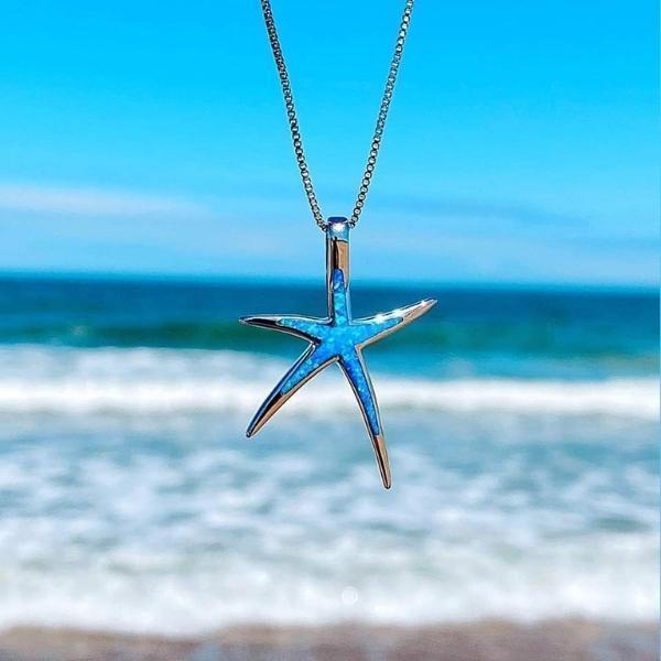 Collier Marin en Argent Orné d’une Étoile de Mer en Opale Bleue