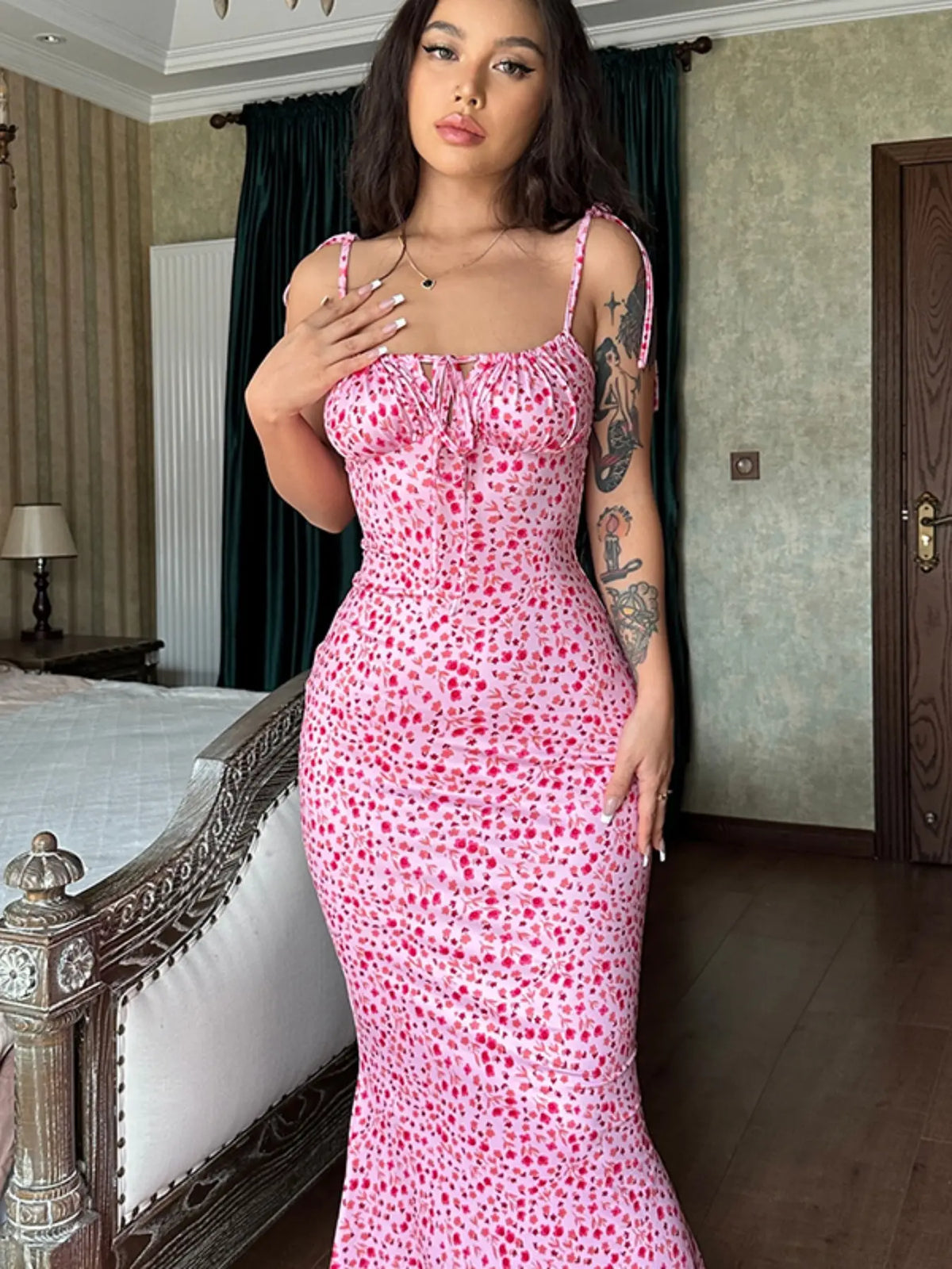 Robe Longue Sirène Dos Nu Imprimé Fleuri à Bretelles Nouées – Robe d'Été Chic Moulante