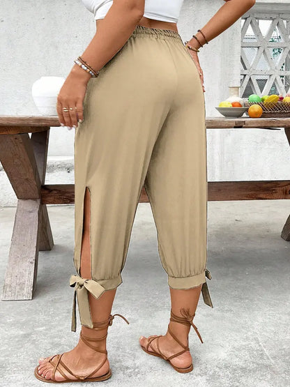 Pantalon Capri Large – Pantalon Décontracté Taille Élastique avec Fente Latérale et Détail Nœud