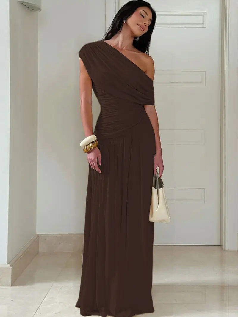 Robe Asymétrique Froncée – Robe de Soirée Élégante