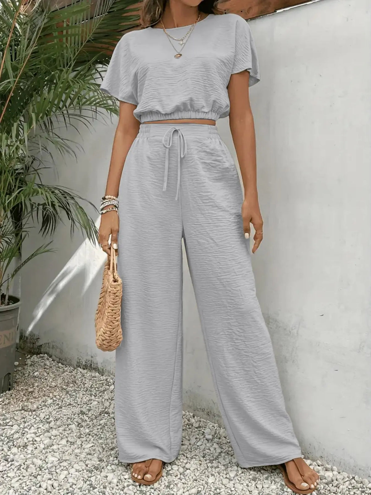 Ensemble Haut Col Rond & Pantalon Large – Tenue Décontractée à Cordon Deux Pièces