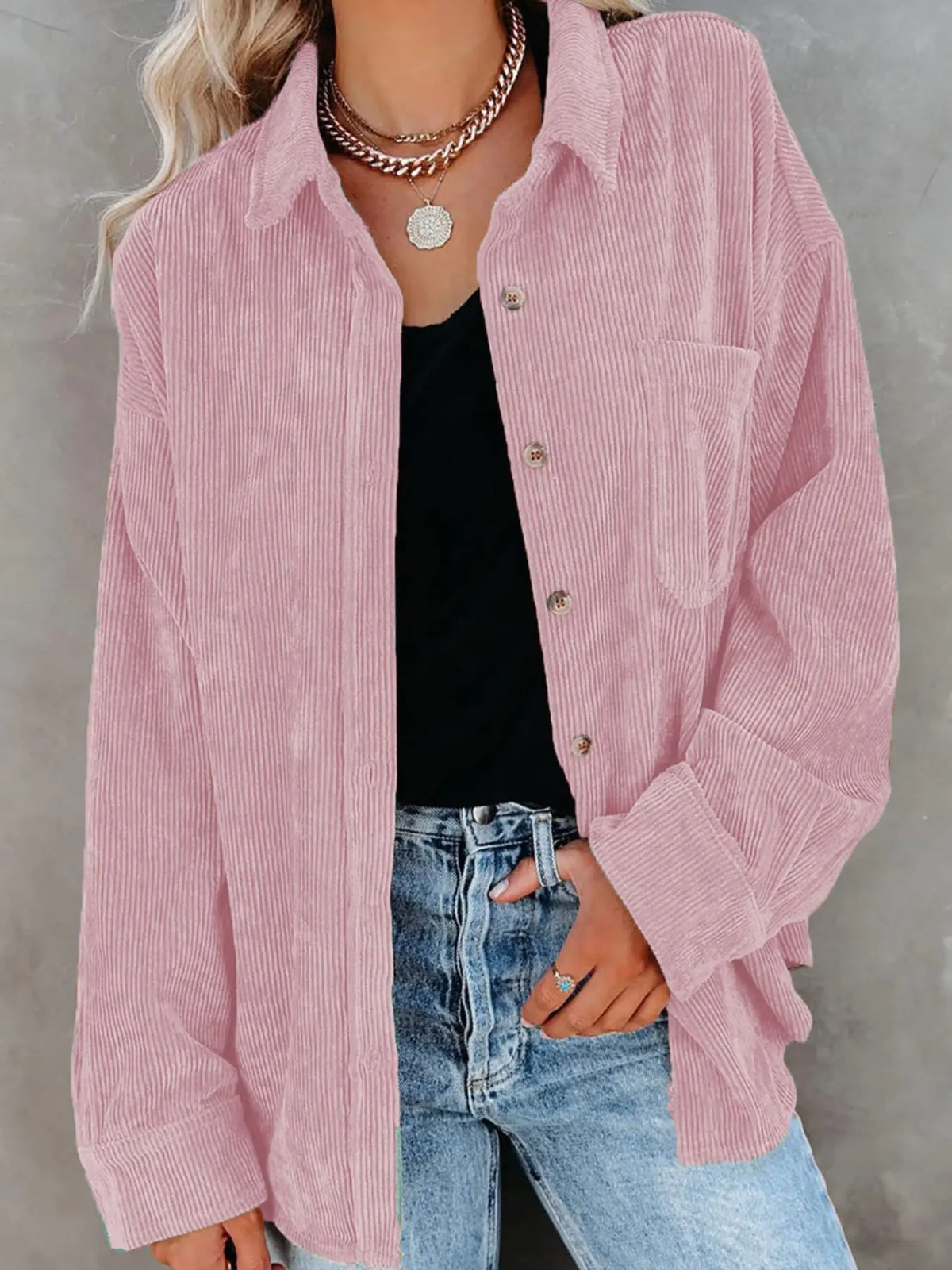 Chemise en Velours Côtelé Boutonnée à Col – Chemise Oversize à Manches Longues avec Poche