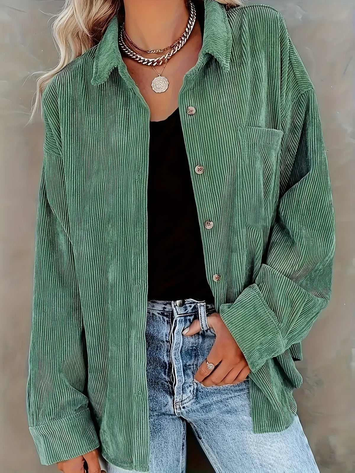 Chemise en Velours Côtelé Boutonnée à Col – Chemise Oversize à Manches Longues avec Poche