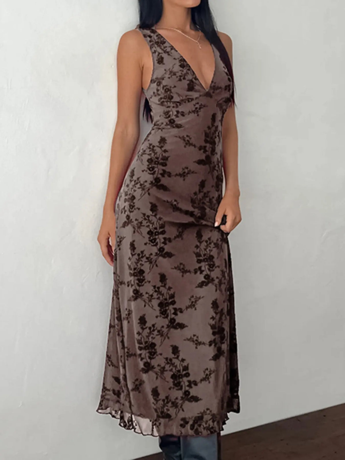 Robe Trapèze en Tricot Fleuri Col V Plongeant – Robe Longue Moulante Élégante