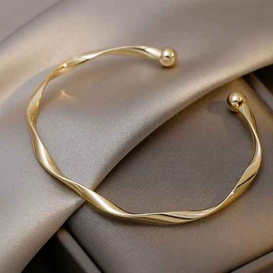 Élégant Bracelet Ouvert en Or